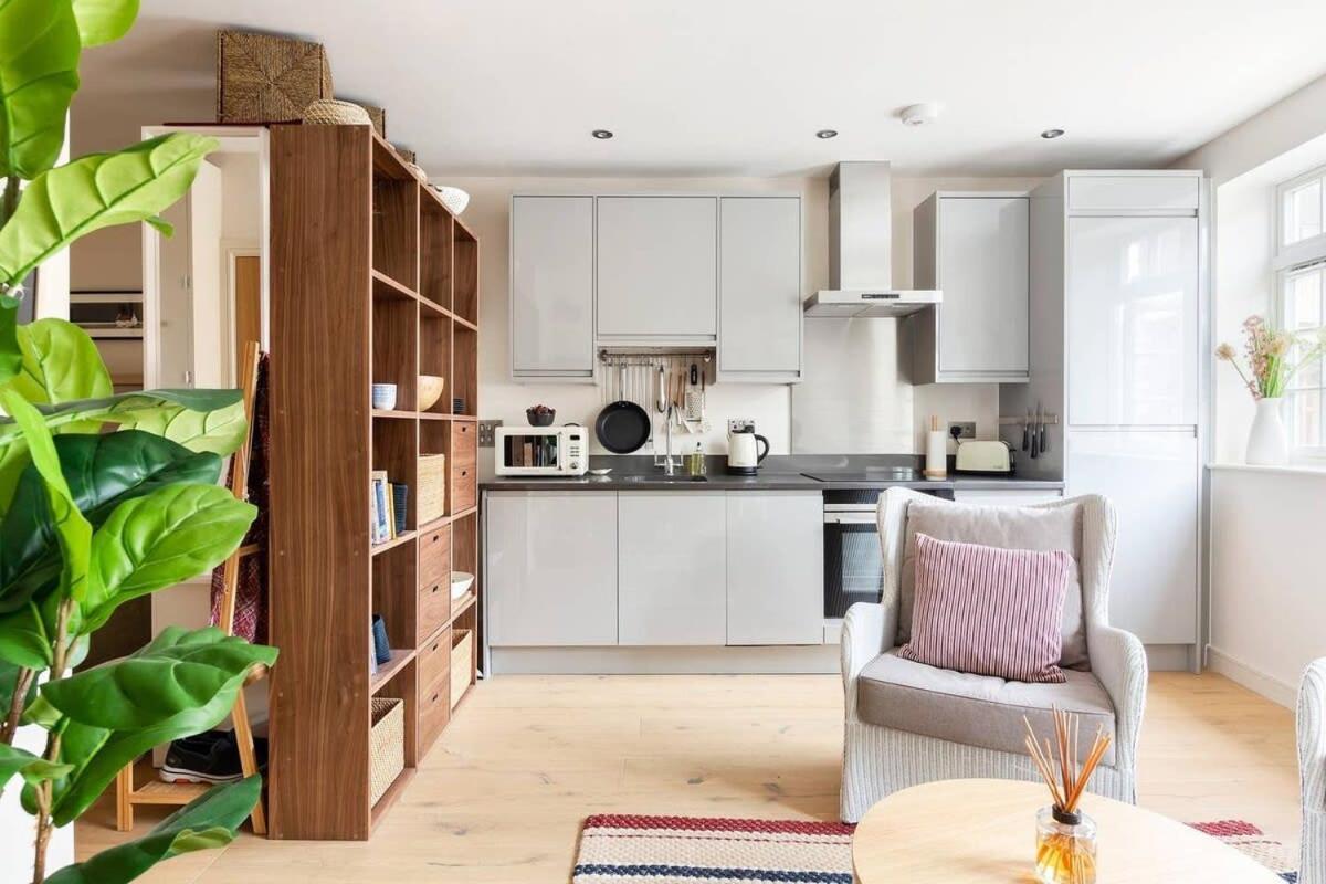 Large Luxury Studio In Heart Of Richmond Richmond  Exterior photo
